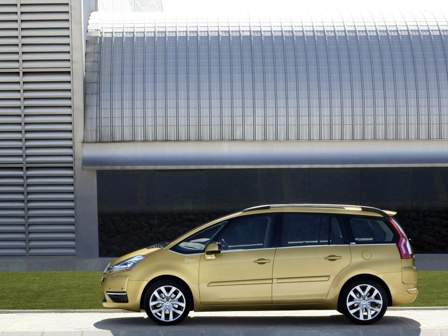  Citroen C4 Picasso 2006 года  (фото 144 из 155)